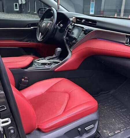 Черный Тойота Камри, объемом двигателя 2.5 л и пробегом 150 тыс. км за 22000 $, фото 4 на Automoto.ua