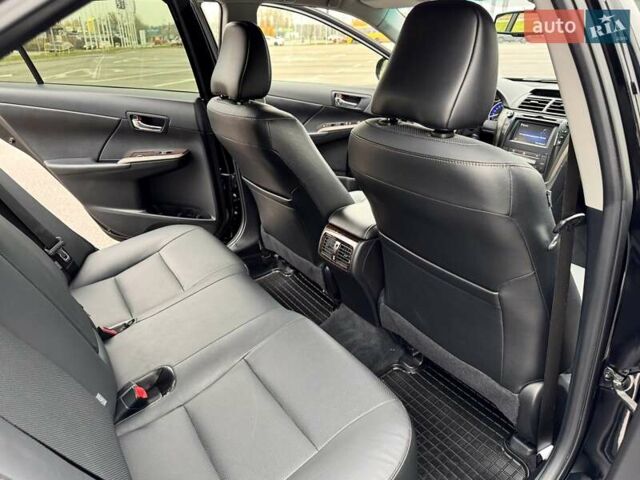 Черный Тойота Камри, объемом двигателя 2.49 л и пробегом 70 тыс. км за 20000 $, фото 29 на Automoto.ua