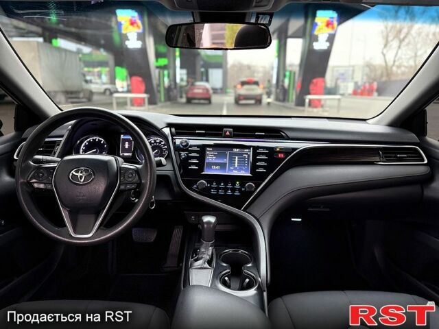 Черный Тойота Камри, объемом двигателя 2.5 л и пробегом 170 тыс. км за 19999 $, фото 9 на Automoto.ua