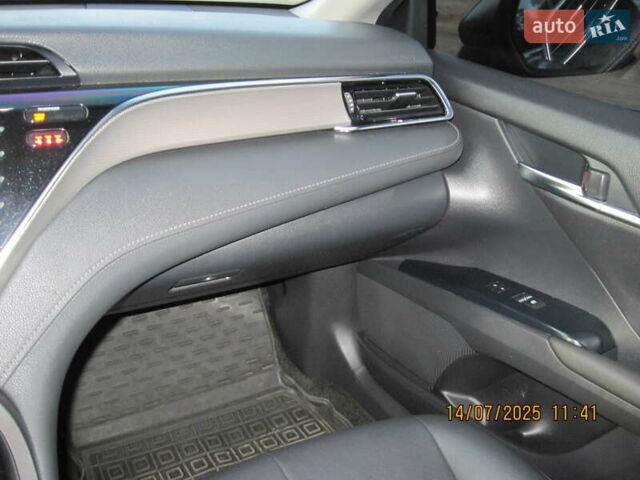 Чорний Тойота Камрі, об'ємом двигуна 2.49 л та пробігом 132 тис. км за 19900 $, фото 18 на Automoto.ua