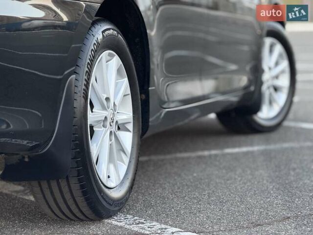 Тойота Камри 2017 в Киеве на Automoto.ua Черный Тойота Камри, объемом двигателя 2.49 л и пробегом 79 тыс. км за 19999 $, фото 13 на Automoto.ua