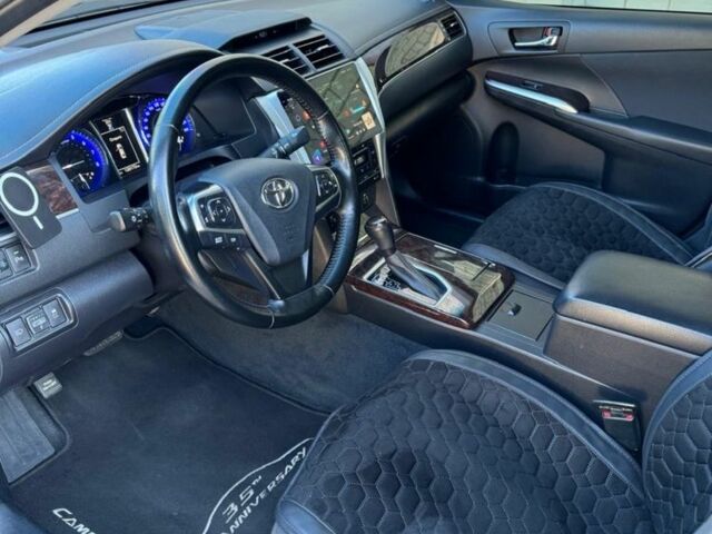 Черный Тойота Камри, объемом двигателя 2.5 л и пробегом 143 тыс. км за 17300 $, фото 4 на Automoto.ua