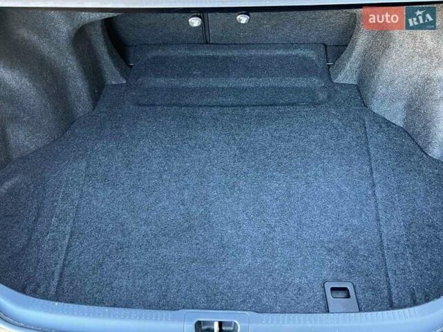 Тойота Камри 2017 в Киеве на Automoto.ua Черный Тойота Камри, объемом двигателя 2.49 л и пробегом 79 тыс. км за 19999 $, фото 63 на Automoto.ua