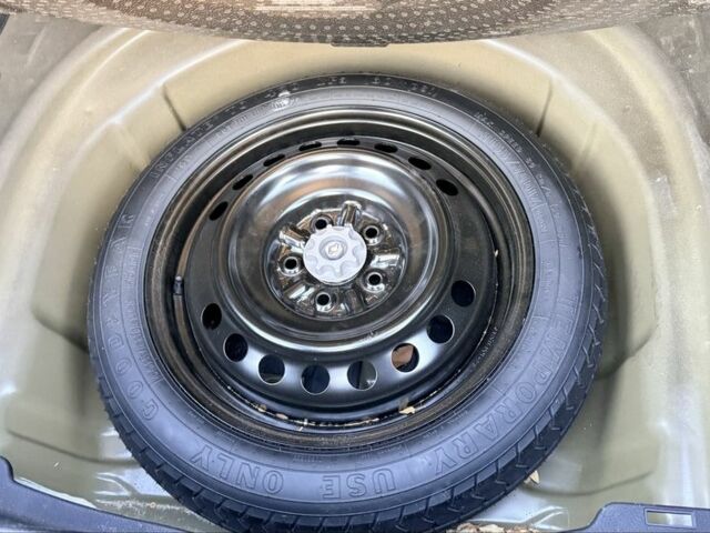 Черный Тойота Камри, объемом двигателя 2.5 л и пробегом 170 тыс. км за 18000 $, фото 17 на Automoto.ua