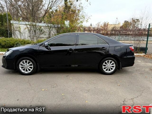 Чорний Тойота Камрі, об'ємом двигуна 2.5 л та пробігом 133 тис. км за 18200 $, фото 2 на Automoto.ua