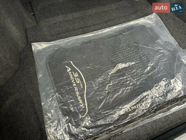 Чорний Тойота Камрі, об'ємом двигуна 2.49 л та пробігом 149 тис. км за 16999 $, фото 44 на Automoto.ua