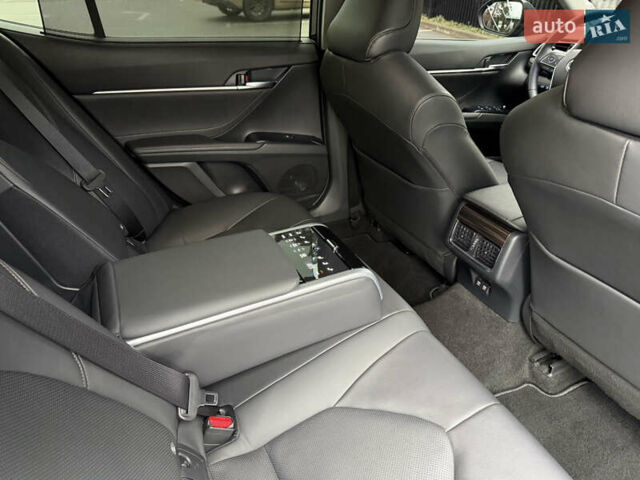 Чорний Тойота Камрі, об'ємом двигуна 2.49 л та пробігом 28 тис. км за 28800 $, фото 45 на Automoto.ua