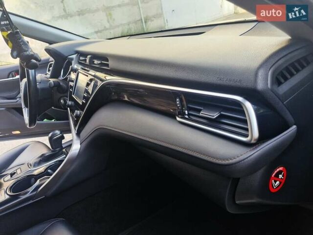 Чорний Тойота Камрі, об'ємом двигуна 2.49 л та пробігом 136 тис. км за 21900 $, фото 17 на Automoto.ua