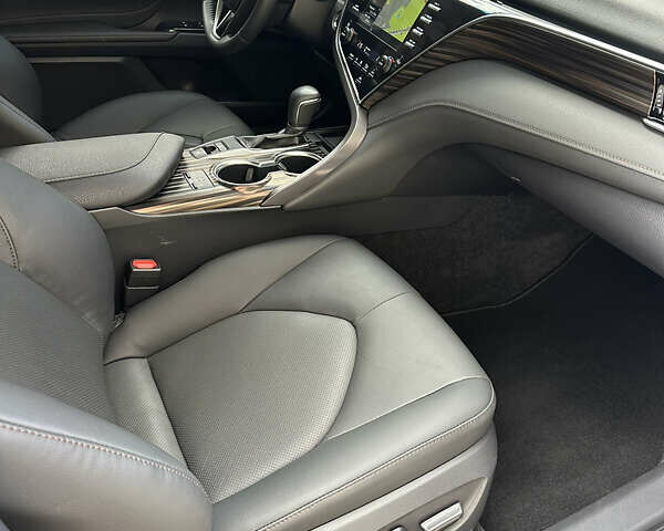 Черный Тойота Камри, объемом двигателя 2.5 л и пробегом 27 тыс. км за 29500 $, фото 34 на Automoto.ua