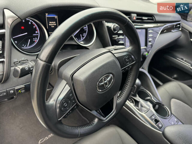 Черный Тойота Камри, объемом двигателя 2.49 л и пробегом 205 тыс. км за 22333 $, фото 12 на Automoto.ua