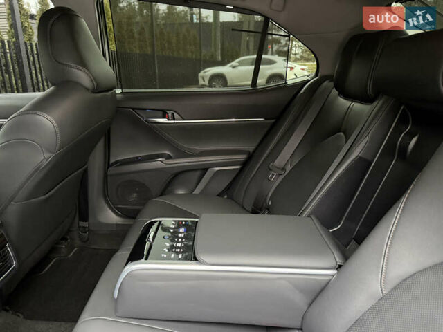 Чорний Тойота Камрі, об'ємом двигуна 2.49 л та пробігом 28 тис. км за 28800 $, фото 49 на Automoto.ua