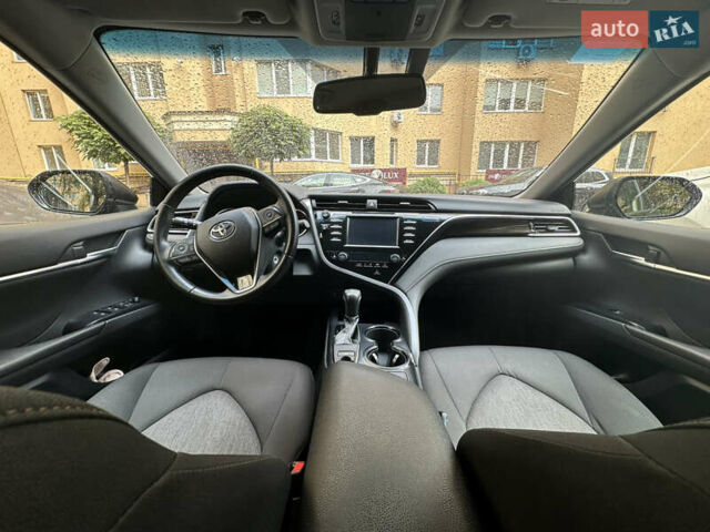 Тойота Камри 2018 в Киеве на Automoto.ua Черный Тойота Камри, объемом двигателя 2.5 л и пробегом 116 тыс. км за 19600 $, фото 6 на Automoto.ua