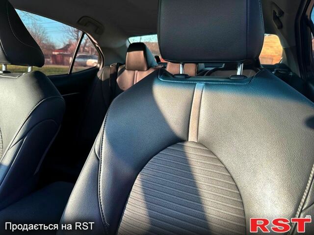 Черный Тойота Камри, объемом двигателя 25 л и пробегом 180 тыс. км за 17800 $, фото 7 на Automoto.ua