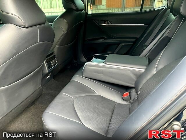 Черный Тойота Камри, объемом двигателя 2.5 л и пробегом 199 тыс. км за 22500 $, фото 5 на Automoto.ua