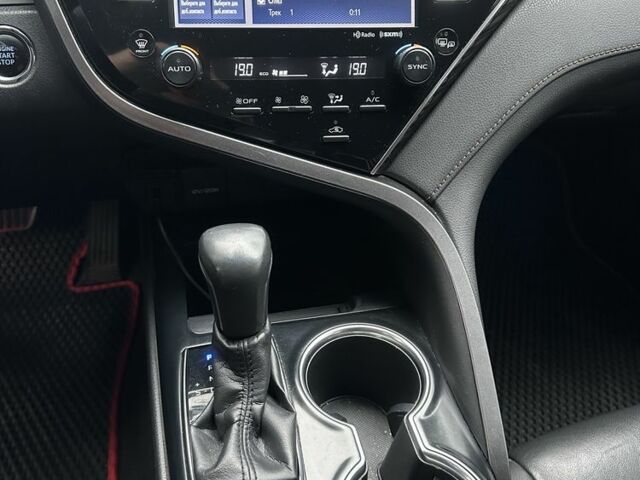 Чорний Тойота Камрі, об'ємом двигуна 2.5 л та пробігом 106 тис. км за 17700 $, фото 8 на Automoto.ua