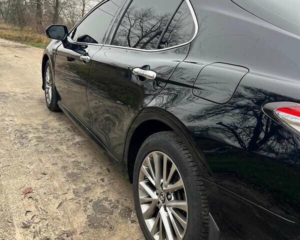 Чорний Тойота Камрі, об'ємом двигуна 2.49 л та пробігом 180 тис. км за 21000 $, фото 6 на Automoto.ua