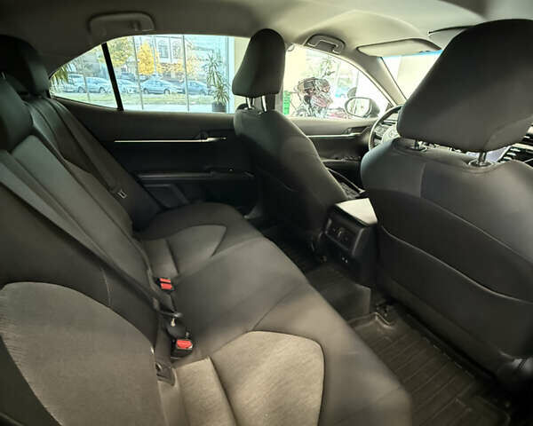 Чорний Тойота Камрі, об'ємом двигуна 2.49 л та пробігом 110 тис. км за 21800 $, фото 16 на Automoto.ua