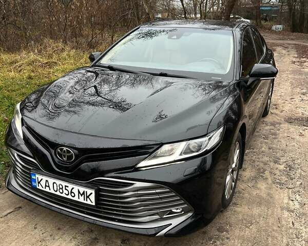 Чорний Тойота Камрі, об'ємом двигуна 2.49 л та пробігом 180 тис. км за 21000 $, фото 1 на Automoto.ua