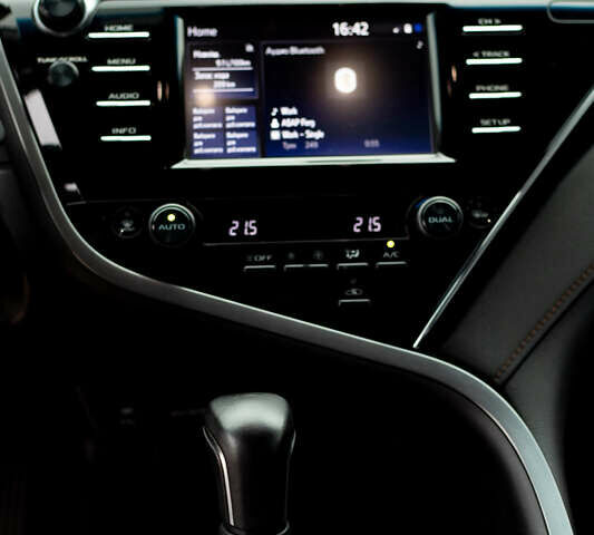 Черный Тойота Камри, объемом двигателя 2.49 л и пробегом 120 тыс. км за 23000 $, фото 10 на Automoto.ua