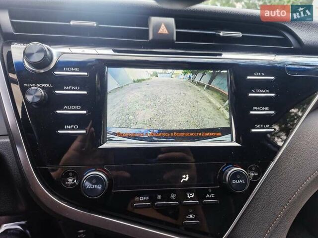 Чорний Тойота Камрі, об'ємом двигуна 2.49 л та пробігом 136 тис. км за 21900 $, фото 23 на Automoto.ua