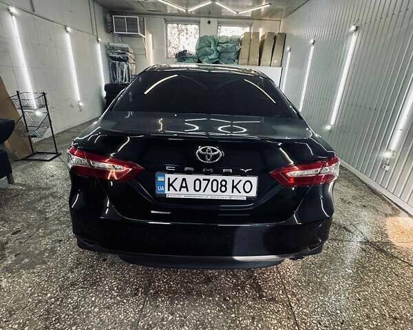Тойота Камри 2018 в Харькове на Automoto.ua Черный Тойота Камри, объемом двигателя 2.49 л и пробегом 205 тыс. км за 20999 $, фото 4 на Automoto.ua