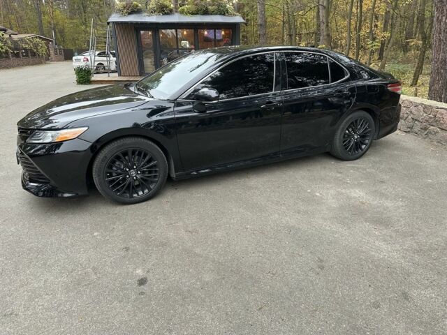 Чорний Тойота Камрі, об'ємом двигуна 2.5 л та пробігом 106 тис. км за 17700 $, фото 1 на Automoto.ua