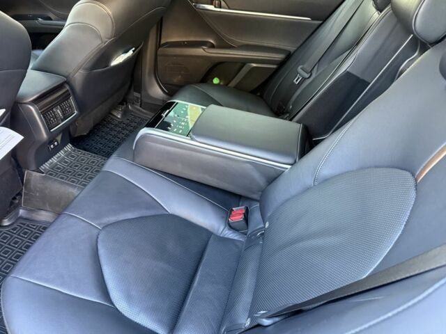 Тойота Камри 2018 в Кривом Роге на Automoto.ua Черный Тойота Камри, объемом двигателя 2.5 л и пробегом 189 тыс. км за 18900 $, фото 7 на Automoto.ua