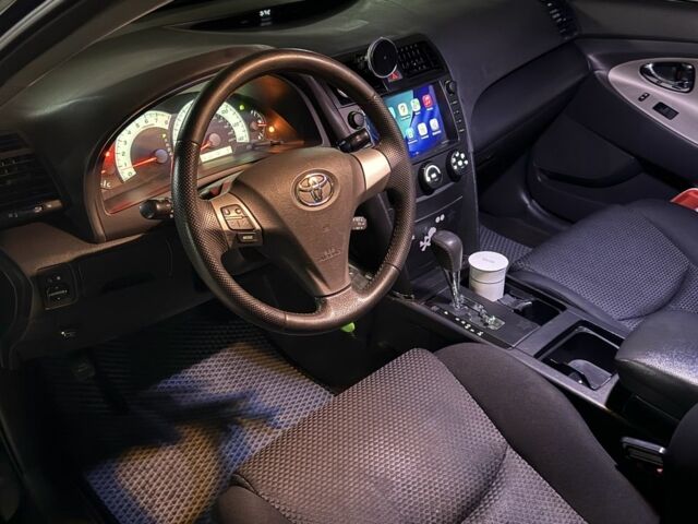 Черный Тойота Камри, объемом двигателя 2.4 л и пробегом 251 тыс. км за 11990 $, фото 13 на Automoto.ua