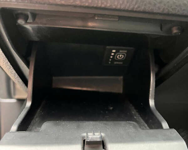 Чорний Тойота Камрі, об'ємом двигуна 2.49 л та пробігом 100 тис. км за 23300 $, фото 33 на Automoto.ua