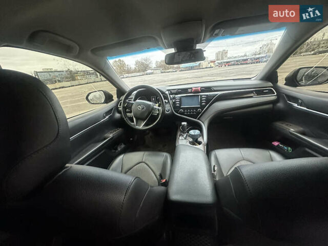 Черный Тойота Камри, объемом двигателя 2.49 л и пробегом 210 тыс. км за 18000 $, фото 6 на Automoto.ua