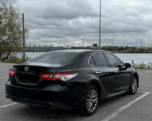 Черный Тойота Камри, объемом двигателя 2.49 л и пробегом 180 тыс. км за 22000 $, фото 3 на Automoto.ua