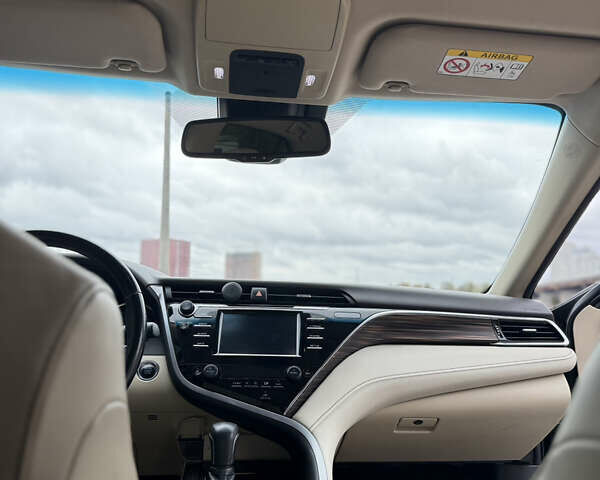 Черный Тойота Камри, объемом двигателя 2.49 л и пробегом 180 тыс. км за 22000 $, фото 12 на Automoto.ua