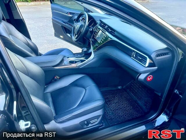 Чорний Тойота Камрі, об'ємом двигуна 2.5 л та пробігом 63 тис. км за 23100 $, фото 11 на Automoto.ua