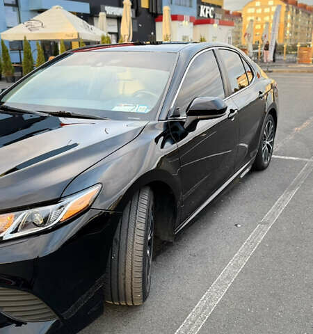 Тойота Камри 2018 в Киеве на Automoto.ua Черный Тойота Камри, объемом двигателя 2.49 л и пробегом 150 тыс. км за 19300 $, фото 4 на Automoto.ua