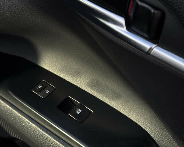 Чорний Тойота Камрі, об'ємом двигуна 2.49 л та пробігом 110 тис. км за 18500 $, фото 11 на Automoto.ua