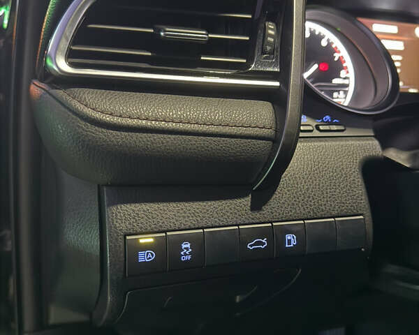 Чорний Тойота Камрі, об'ємом двигуна 2.5 л та пробігом 129 тис. км за 26000 $, фото 13 на Automoto.ua