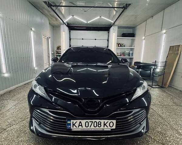 Тойота Камри 2018 в Харькове на Automoto.ua Черный Тойота Камри, объемом двигателя 2.49 л и пробегом 205 тыс. км за 20999 $, фото 1 на Automoto.ua