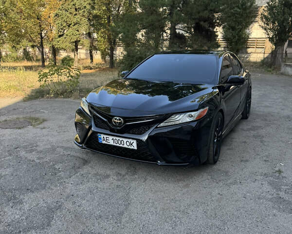 Черный Тойота Камри, объемом двигателя 3.46 л и пробегом 65 тыс. км за 27999 $, фото 2 на Automoto.ua