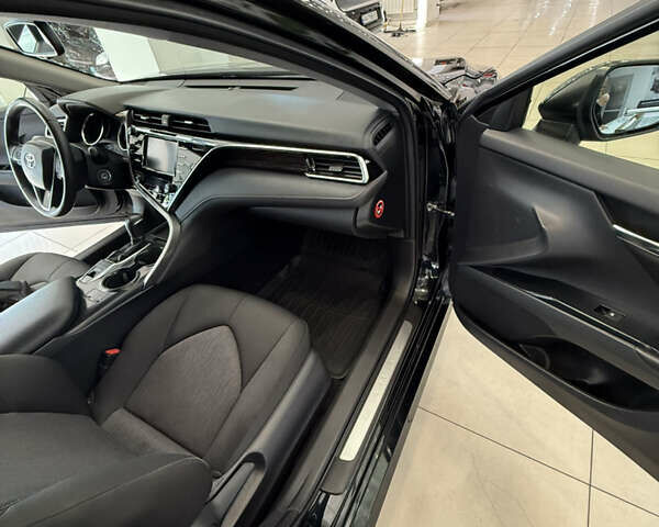 Чорний Тойота Камрі, об'ємом двигуна 2.49 л та пробігом 110 тис. км за 21800 $, фото 14 на Automoto.ua