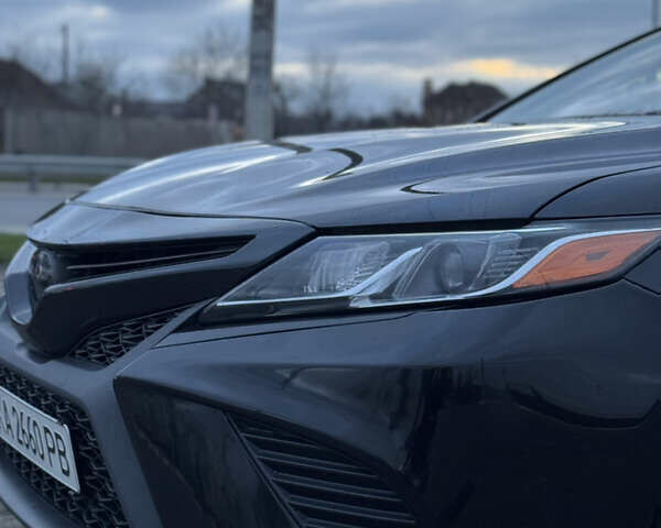 Чорний Тойота Камрі, об'ємом двигуна 2.49 л та пробігом 110 тис. км за 18500 $, фото 4 на Automoto.ua