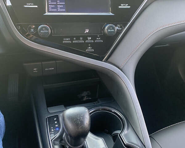 Черный Тойота Камри, объемом двигателя 2.49 л и пробегом 85 тыс. км за 22900 $, фото 9 на Automoto.ua