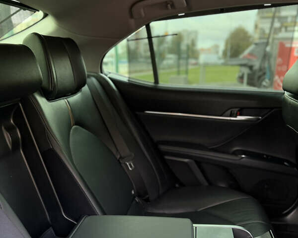 Черный Тойота Камри, объемом двигателя 2.5 л и пробегом 184 тыс. км за 26500 $, фото 48 на Automoto.ua