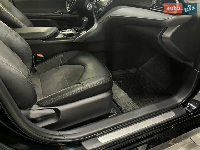 Тойота Камри 2019 в Александрие на Automoto.ua Черный Тойота Камри, объемом двигателя 2.49 л и пробегом 105 тыс. км за 21500 $, фото 19 на Automoto.ua