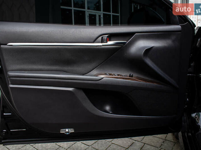 Чорний Тойота Камрі, об'ємом двигуна 2.49 л та пробігом 72 тис. км за 32500 $, фото 50 на Automoto.ua