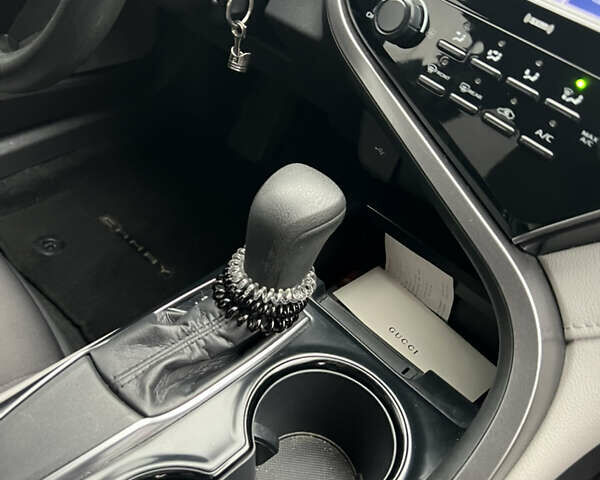 Чорний Тойота Камрі, об'ємом двигуна 2.5 л та пробігом 72 тис. км за 22000 $, фото 34 на Automoto.ua