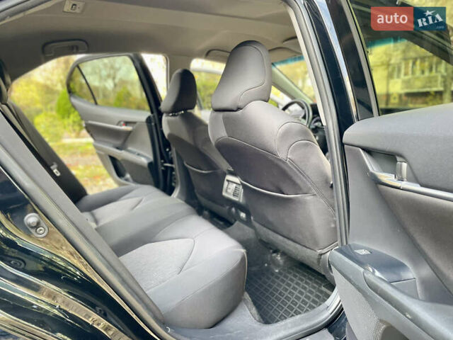 Тойота Камри 2019 в Киеве на Automoto.ua Черный Тойота Камри, объемом двигателя 2.5 л и пробегом 116 тыс. км за 19995 $, фото 30 на Automoto.ua