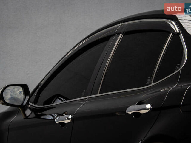 Чорний Тойота Камрі, об'ємом двигуна 2.49 л та пробігом 72 тис. км за 32500 $, фото 25 на Automoto.ua