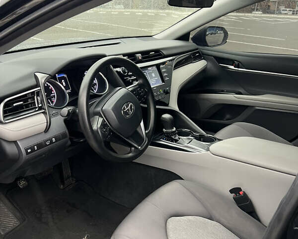 Чорний Тойота Камрі, об'ємом двигуна 2.5 л та пробігом 72 тис. км за 22000 $, фото 22 на Automoto.ua