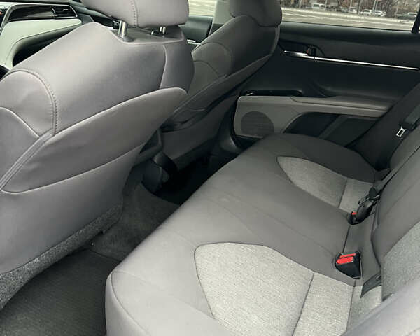 Чорний Тойота Камрі, об'ємом двигуна 2.5 л та пробігом 72 тис. км за 22000 $, фото 24 на Automoto.ua