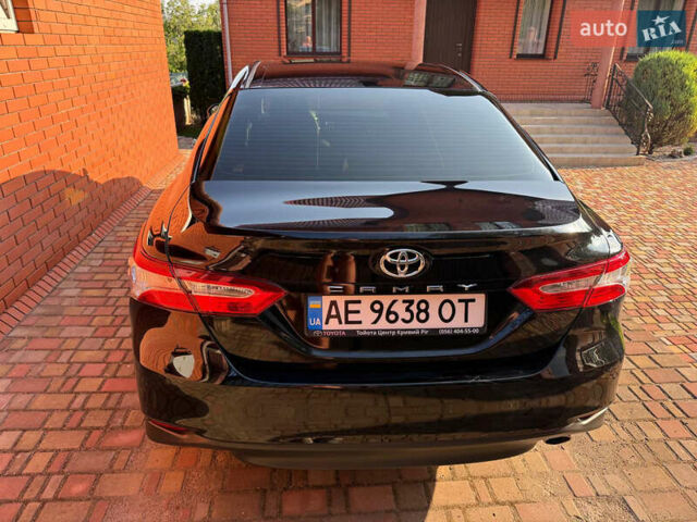 Черный Тойота Камри, объемом двигателя 2.49 л и пробегом 260 тыс. км за 19400 $, фото 3 на Automoto.ua